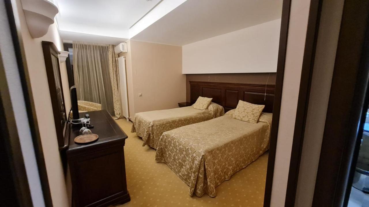 Apartment 2305 Hotel Alpin Poiana Brasov Exterior photo